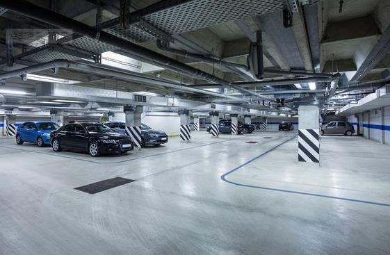 写字楼停车场